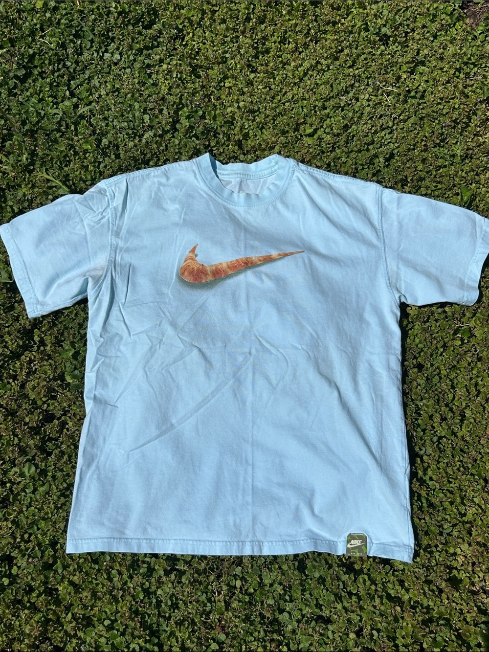 Nike Sportswear Max90 Croissant Roll Swoosh Blue Graphic Tee Men's Size Medium